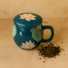 Il mondo del te - Theemok donker blauw met bloemenprint